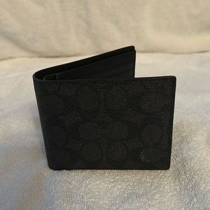 *NEW* Genuine Coach 3-in-1 in Signature, Charcoal/Black Wallet